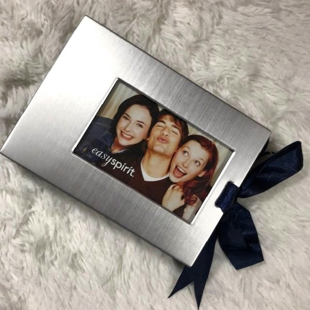 Easy Spirit Silver Navy Velvet Bow 4x6 Photo Album